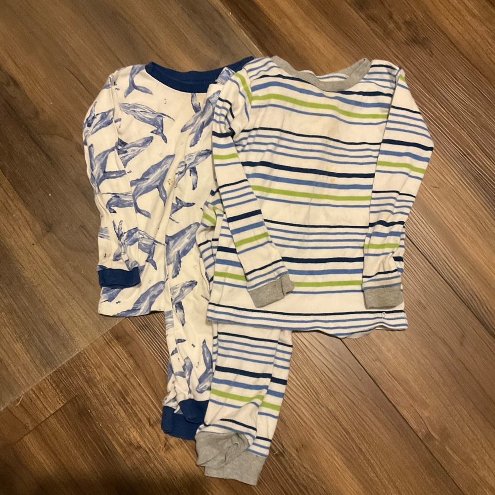 Burt’s Bees Pajamas, Size 3T, Whales and Striped